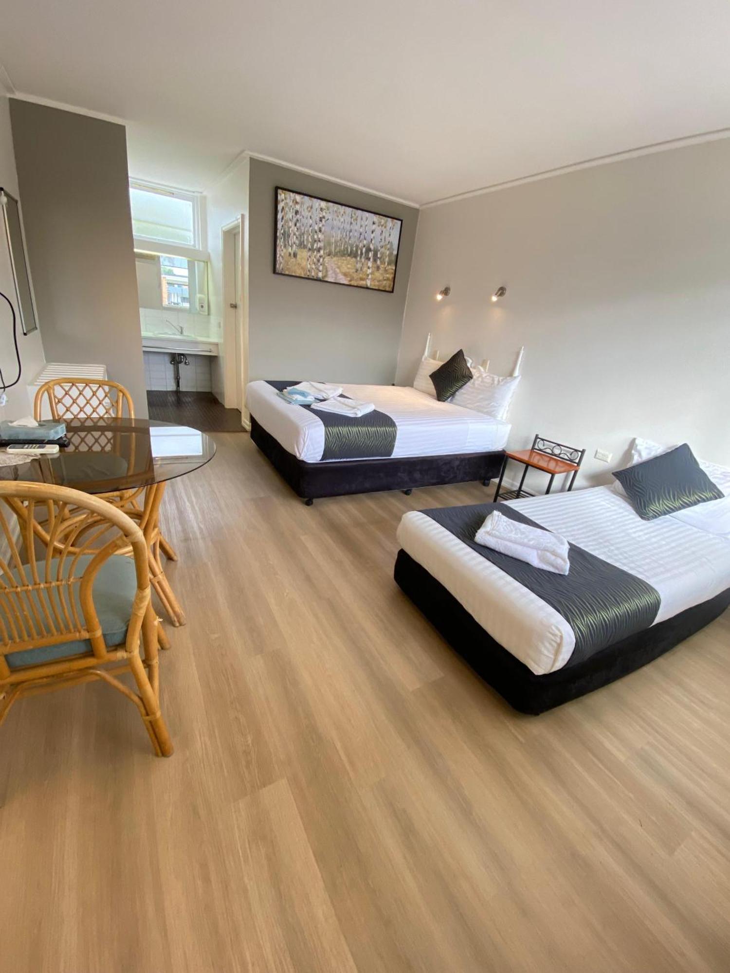 Cobb Inlander Motel Hay Eksteriør billede
